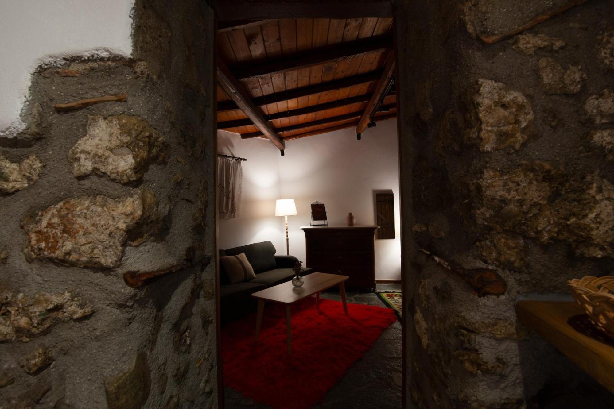 Apartamento Fteri Stone House In Platanos, Akrata Exterior foto